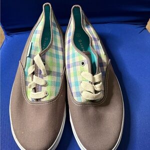 Airwalk Women's Brown Canvas Sneakers with Blue & Green Plaid